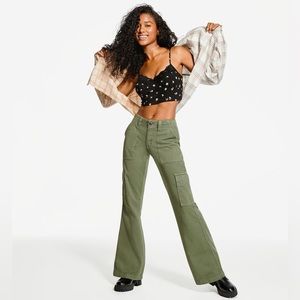 Cargo Pants Flared *NEW WITH TAG*